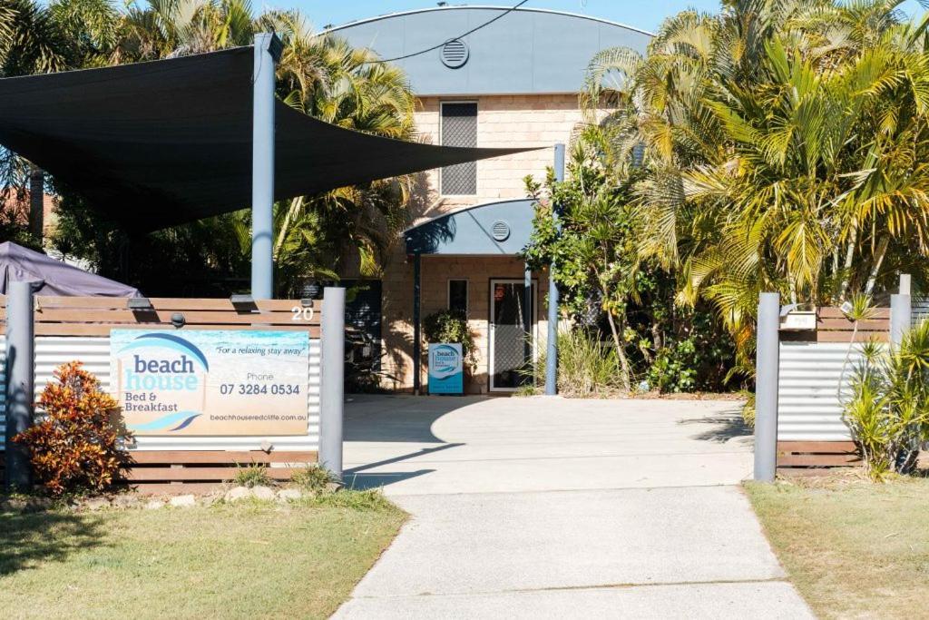 Beachhouse Bed And Breakfast Redcliffe Exterior photo